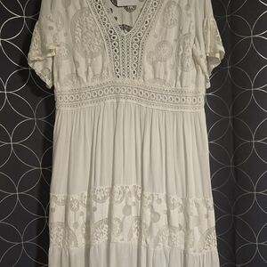 Elegant White Lace Dress